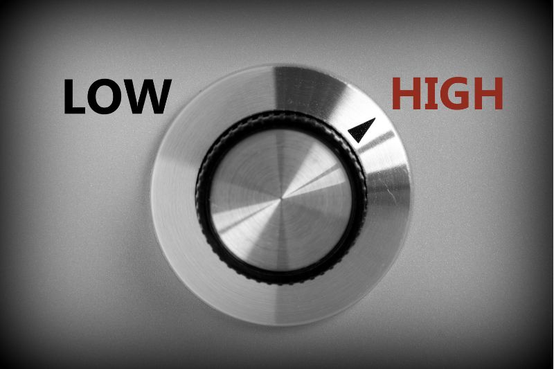 high and low nob positioned to high